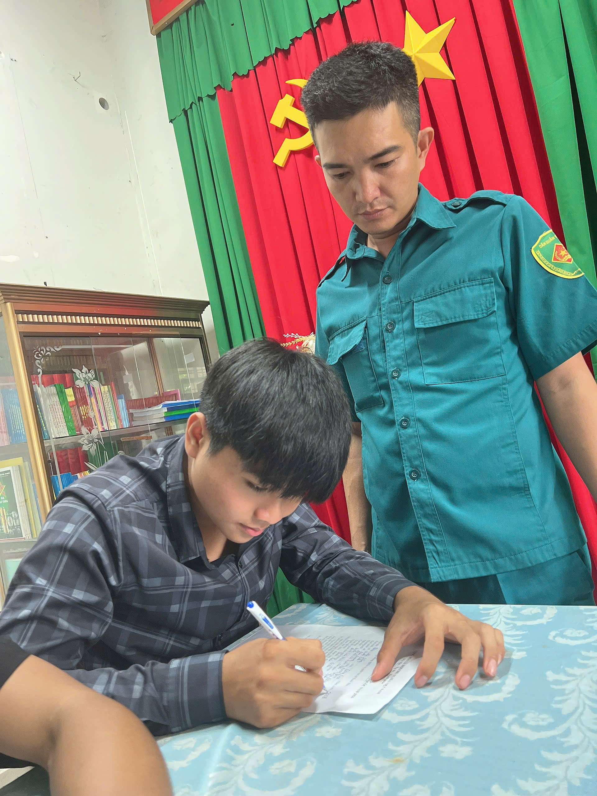 z7171815500628 2c23d8217bf0db3216fe3ae33e60f957